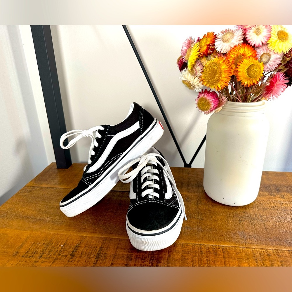 Vans Kids Suede/Cancas Old Skool Sneakers, size 1
